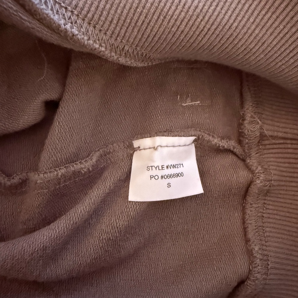Vuori Women's Sage Green Hoodie - Picture 4 of 4
